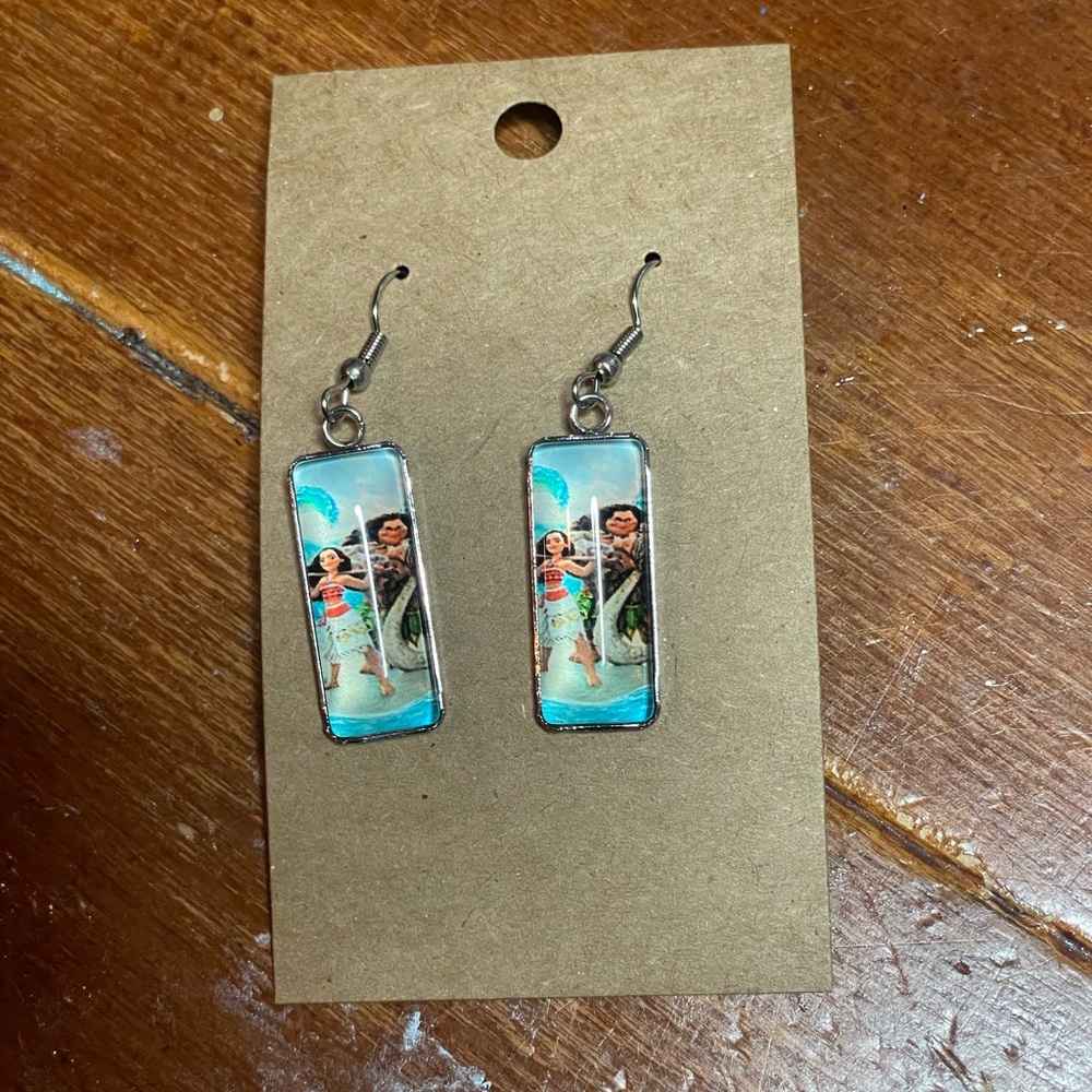 Moana and Maui earrings